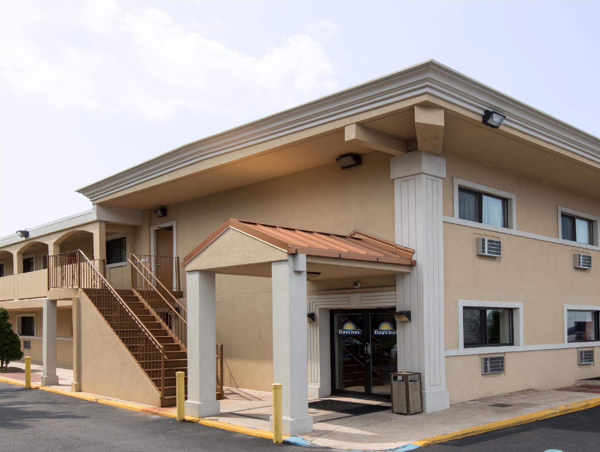 Red Roof Inn Copiague Luaran gambar