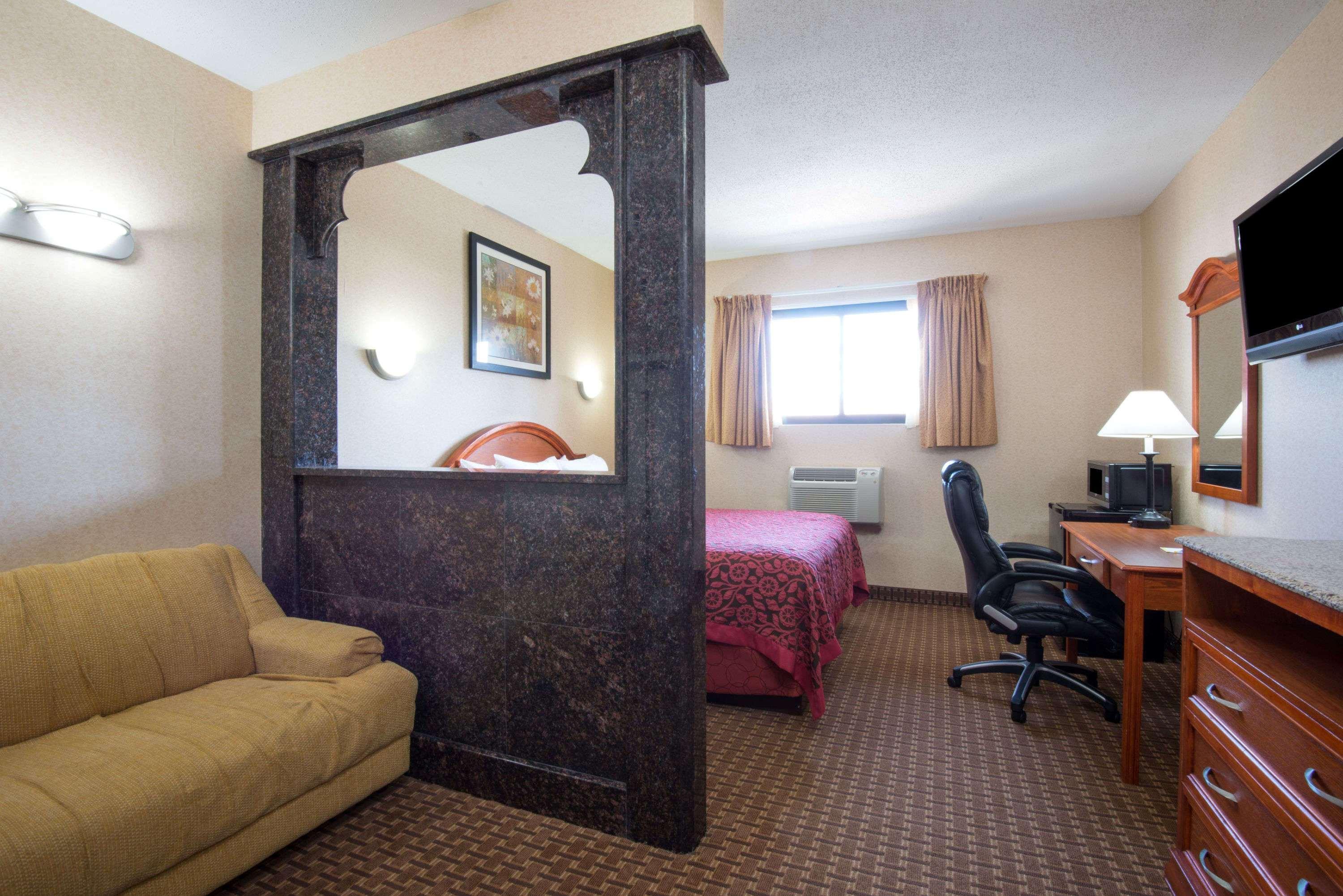 Red Roof Inn Copiague Luaran gambar